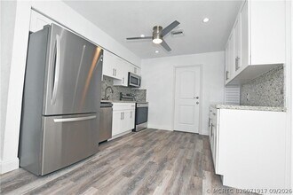 Building Photo - 270 NW 43rd St