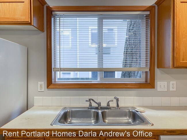 Foto del edificio - 3 br, 2.5 bath House - 3937 SE 117th Place