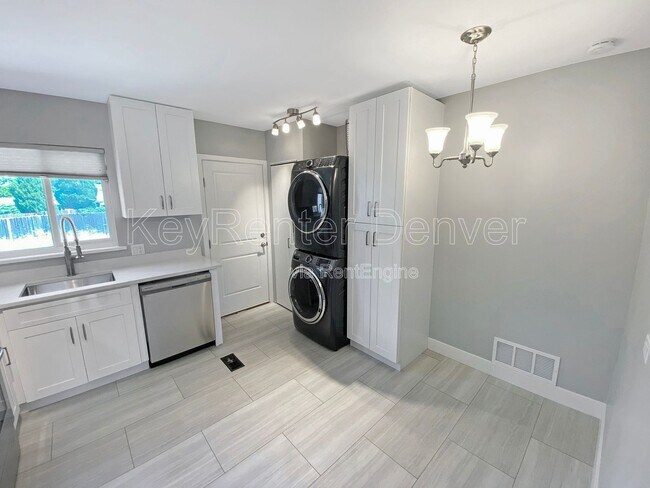 Foto del edificio - 4960 Decatur St