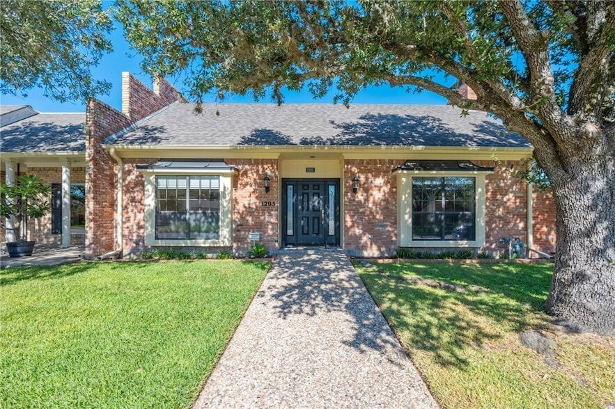 Photo - 1205 Brook Hollow Drive Unit