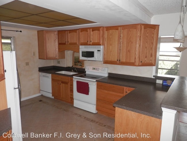 Building Photo - 3539 Hogan Dr