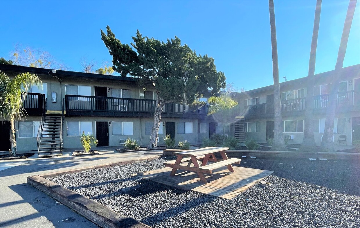 Primary Photo - Renovated Apartments at 150 Gateway Court