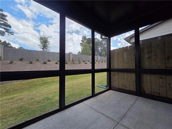 Building Photo - 5724 Urban Vlg Wy