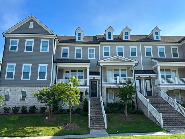 Building Photo - Gorgeous 4 Bedroom | 3.5 Bath Cary Townhom...