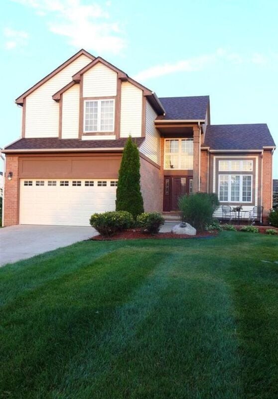 Building Photo - 292 Sandrock Ct