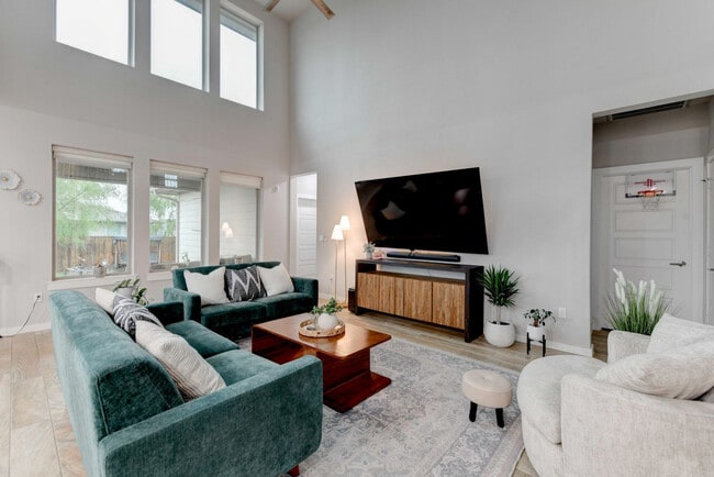 Building Photo - 8100 Donnelley Dr