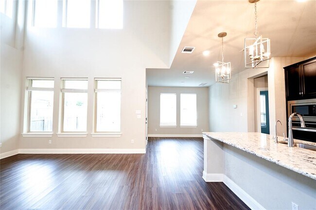 Foto del edificio - 117 Stonewood Ln