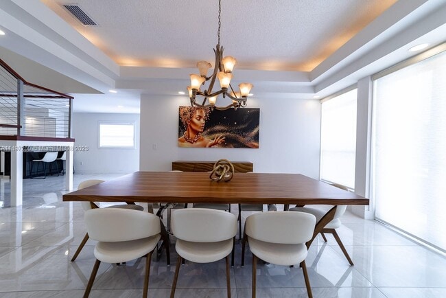Foto del edificio - 3366 NE 168th St
