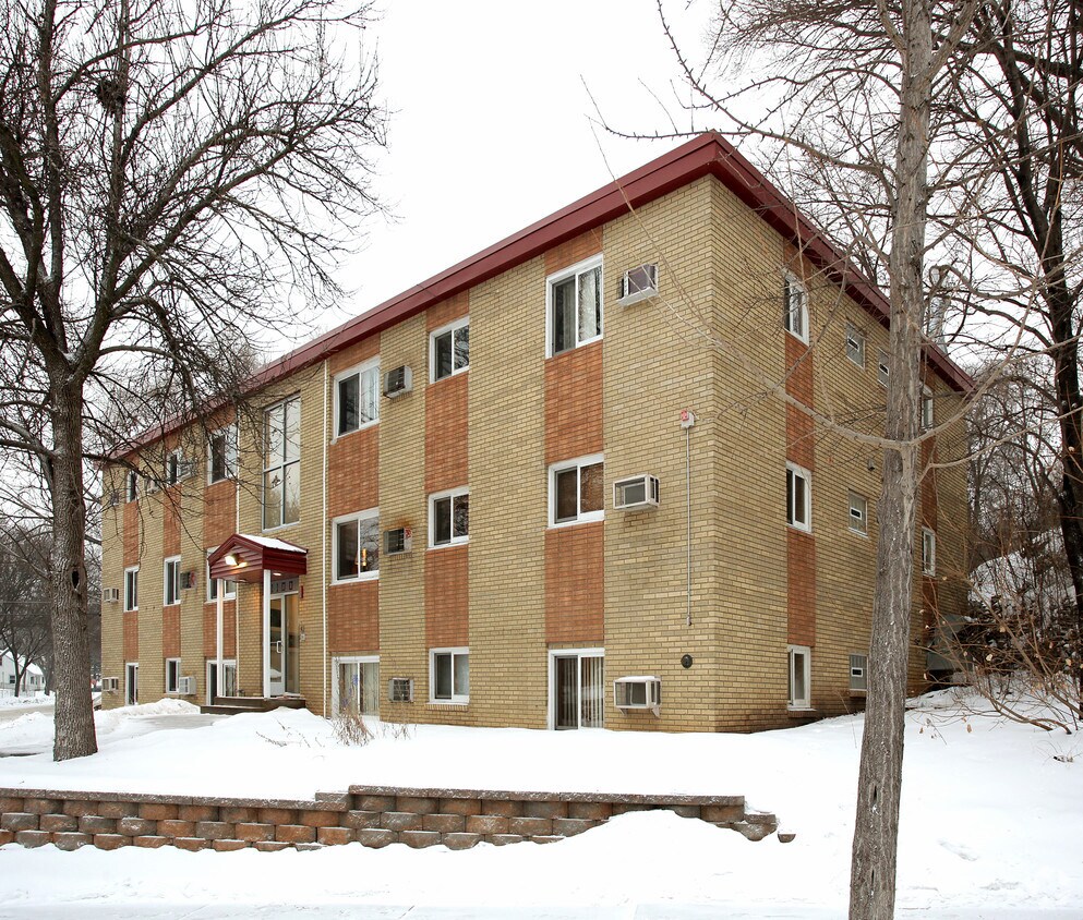 Primary Photo - 1100 Hancock St