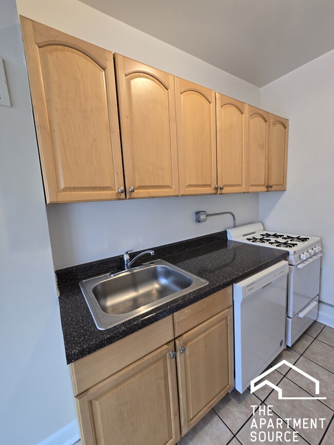 Foto del edificio - 1333 W Birchwood Ave