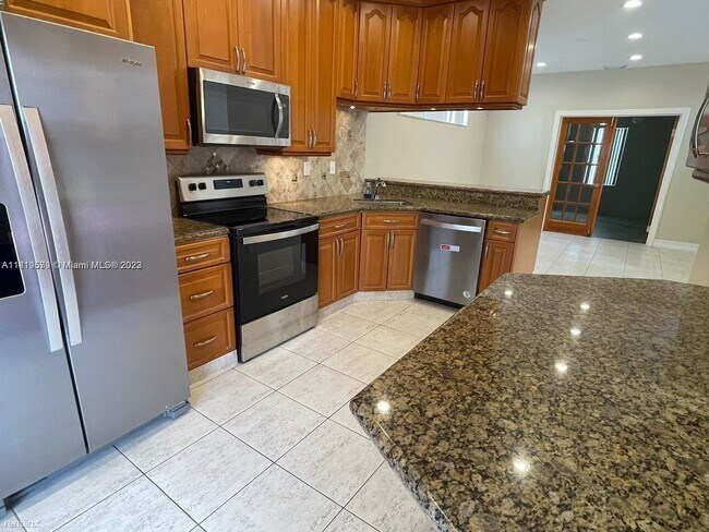 Foto del edificio - 4 br, 2.5 bath House - 3755 Piccadilly St