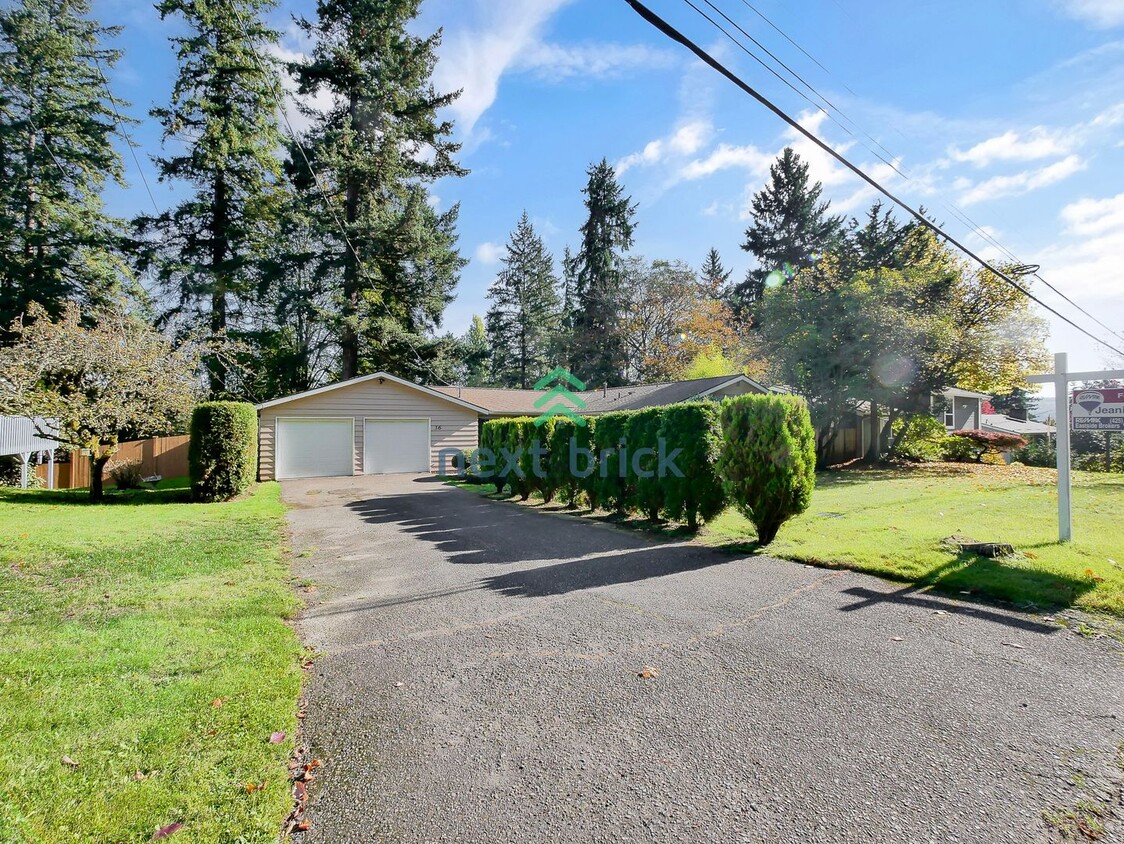 Primary Photo - A charming 3-bedroom, 2-bathroom home