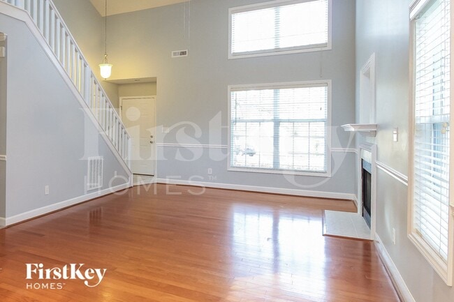 Building Photo - 3974 Leinbach Dr
