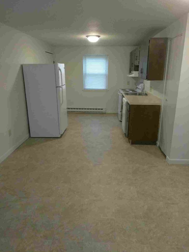 Kitchen - 111 Main St