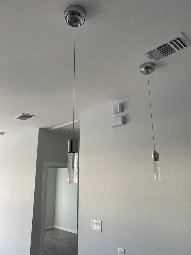 Nice light fixtures. - 413 Peabody Ave