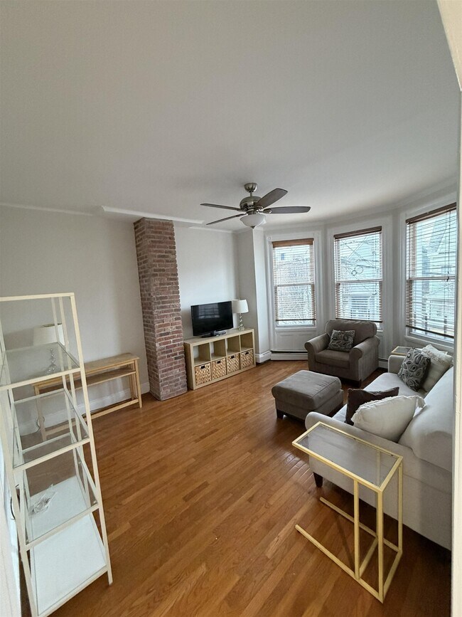 Foto del edificio - 317 21st St