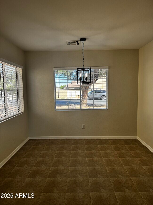 Foto del edificio - 13310 N 126th Ave