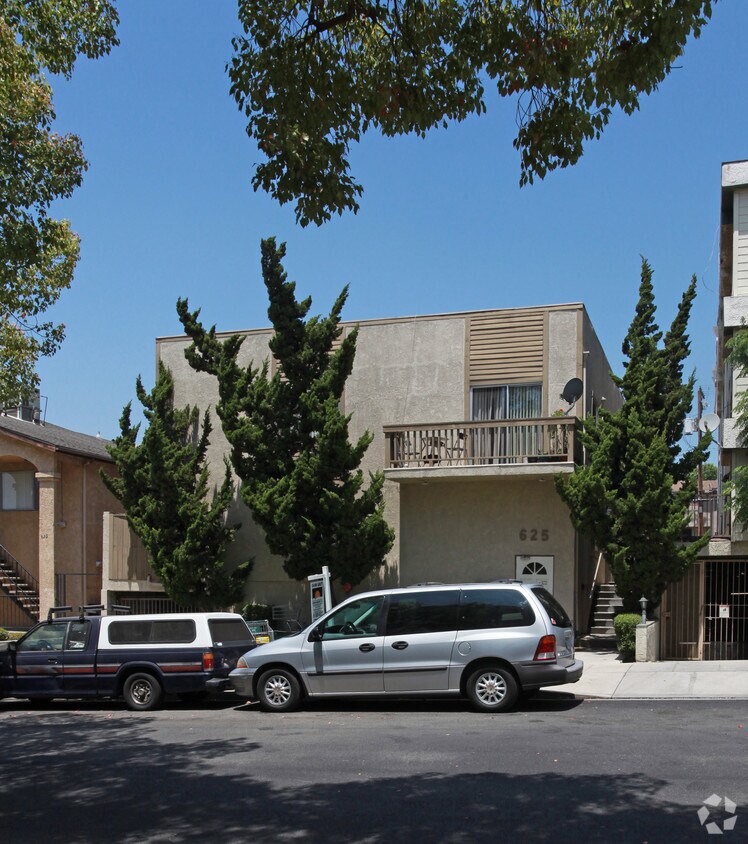 Foto del edificio - 625 E Santa Anita Ave