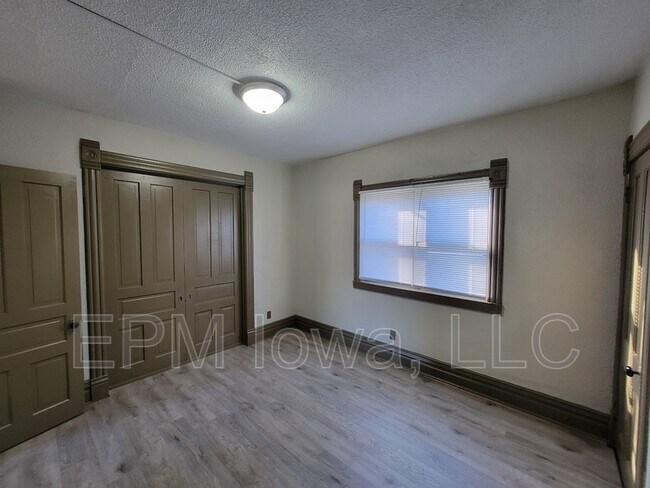 Foto del edificio - 333 Cottage St
