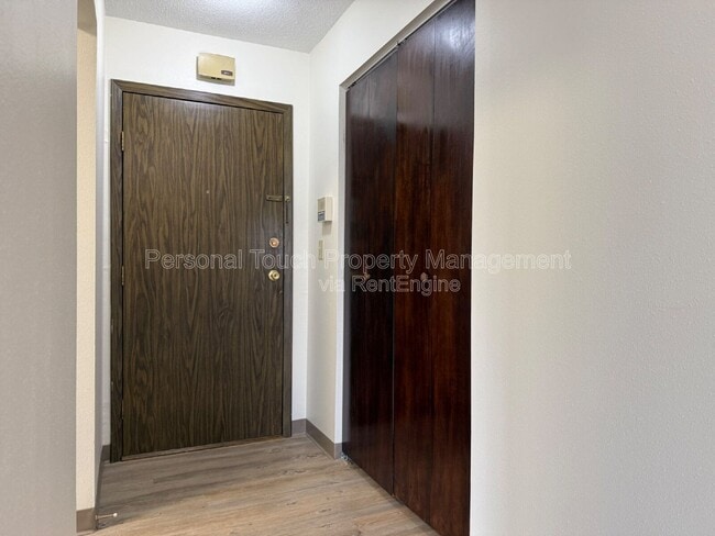 Interior Photo - Winnie Apartments