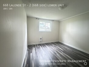 Building Photo - 668 Lalonde St