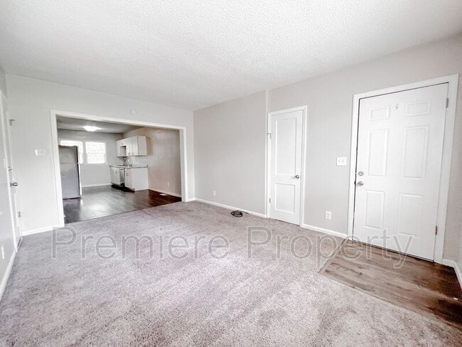Building Photo - 6721 W 76th St