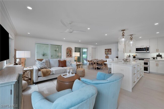 Foto del edificio - 1950 Gulf Shore Blvd N