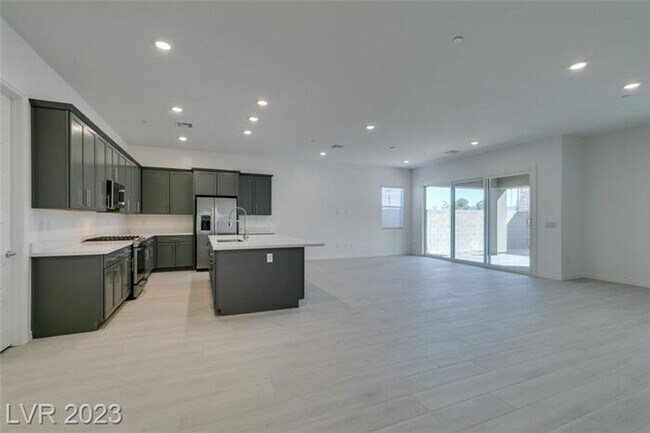 Building Photo - COMING SOON - Ready no later than Mid-June