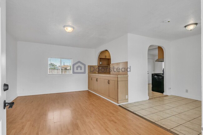 Foto del edificio - 415 Ashton Ave