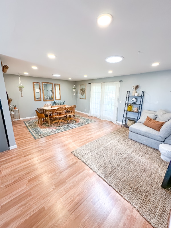Building Photo - 980 Country Hills Dr
