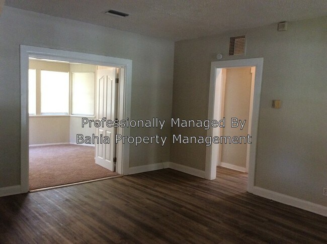 Building Photo - 1806 E Frierson Ave