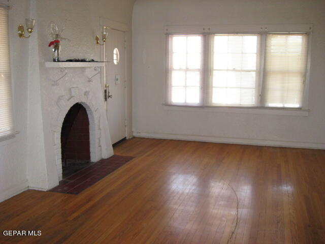 Building Photo - 712 E Baltimore Dr