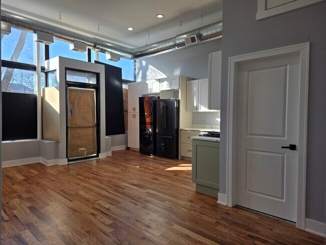 Foto del edificio - 831 S Western Ave