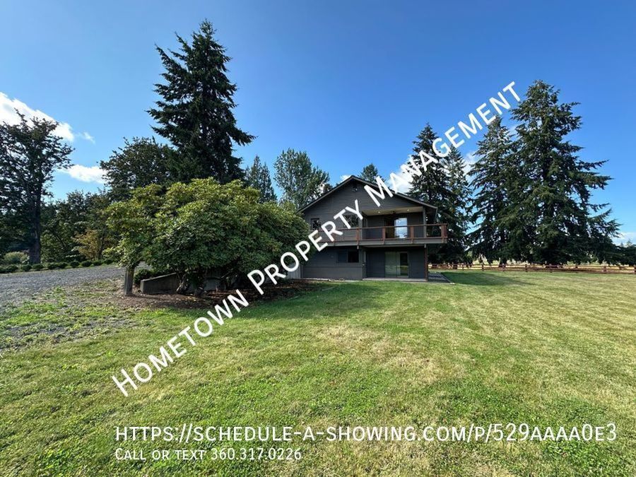 Primary Photo - 4 Bedroom on acreage with spectacular view...