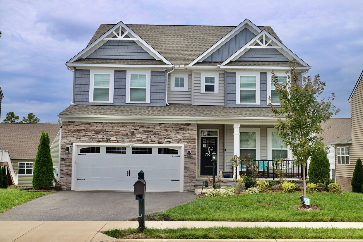 Foto principal - 5906 Sterlingworth Dr