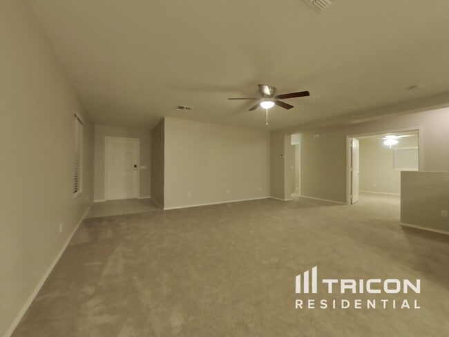 Foto del edificio - 11522 W Charter Oak Rd