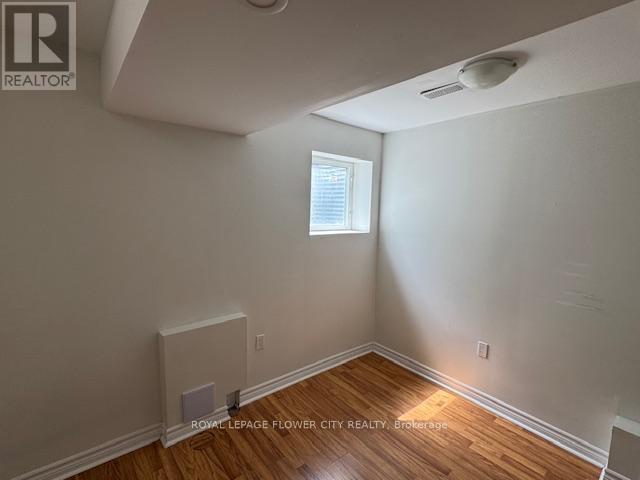 Building Photo - 10 Santa Anita Ct