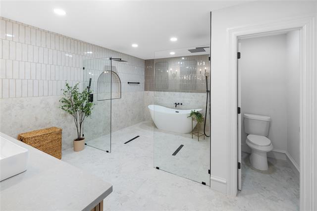 Building Photo - 1260 Stacy Rd