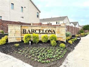 Building Photo - 4728 Corriente Vista Ln