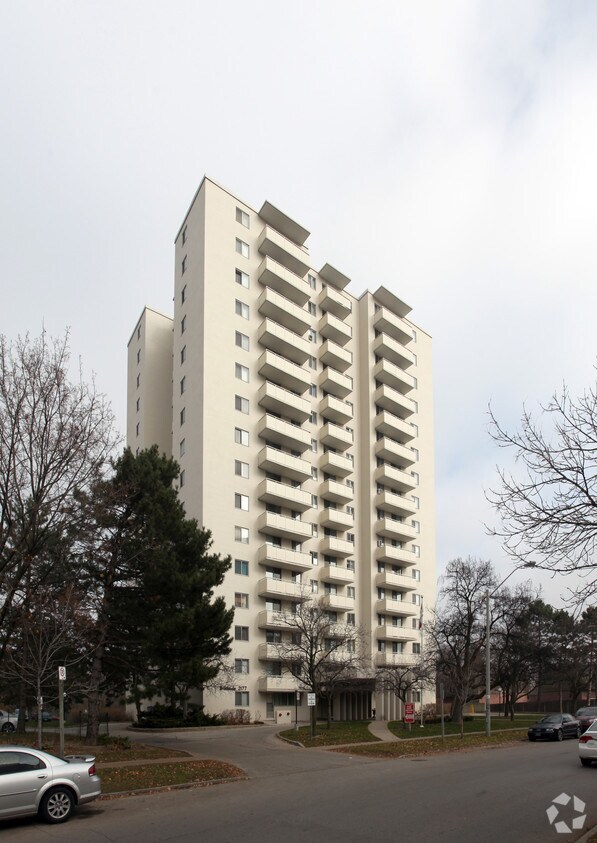 The Brookside Apartments 2177 Sherobee Rd Mississauga, ON