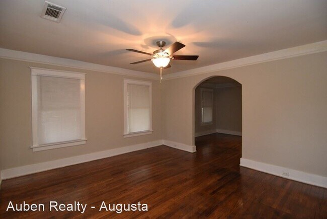 Building Photo - 2 br, 1 bath House - 1010 Merry Street