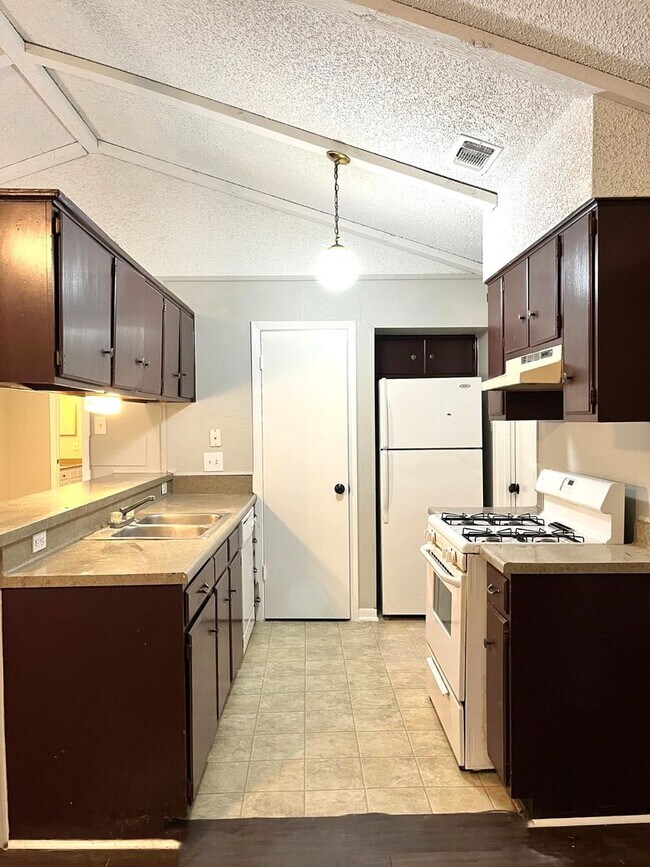 Foto del edificio - 10711 EDGEFIELD