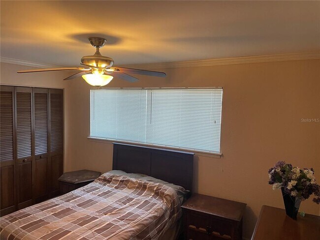 Foto del edificio - 6315 Newtown Cir