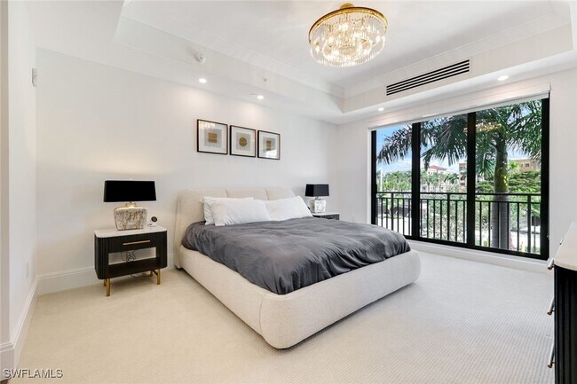 Building Photo - 1130 3rd Ave S