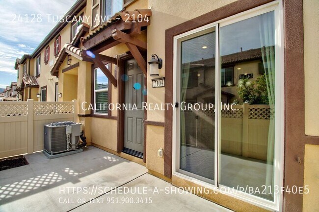 Foto del edificio - 24128 Tuscany Ave