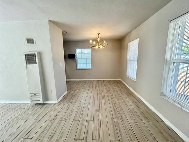 Building Photo - 21969 Beverly Ave