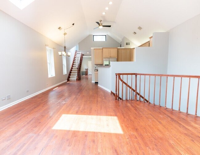 Foto del edificio - 954 N Honore St