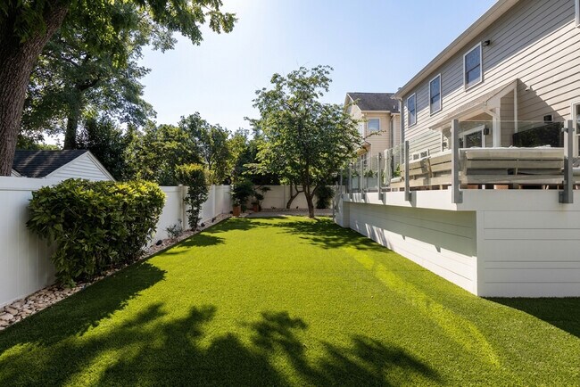 Foto del edificio - 509 S Highland St