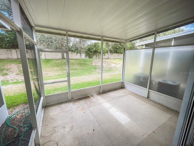 Foto del edificio - 8324 72nd St E