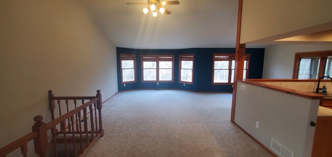 Building Photo - 908 Eads Dr